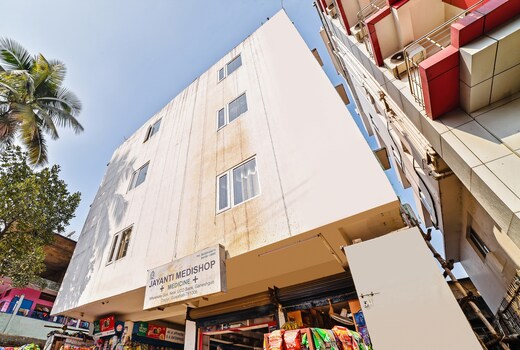 Hotel O Poddar Inn