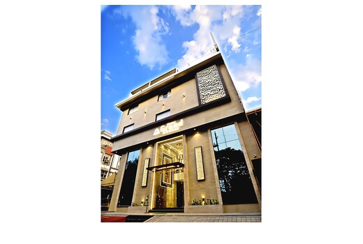 Hotel Grand Girdhar