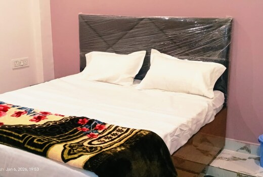 DLA Hotel Rooms and Restaurant