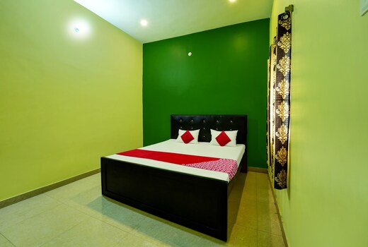 Hotel O by OYO Raj Munmun Hotel