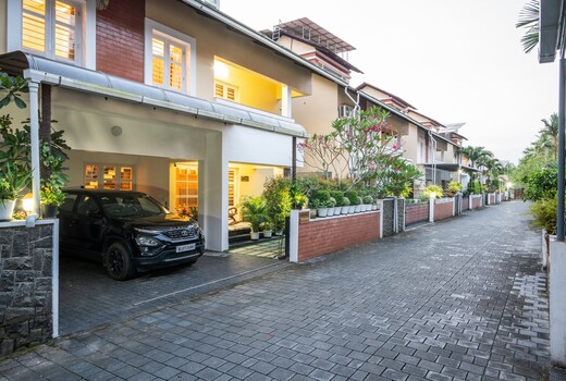 Bastiat Stays Four Bedroom Villa In Kakkanad