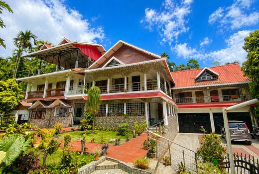 Thulung Shared Nature Stay With Swimming Pool | 1BR |FF By Homeyhuts