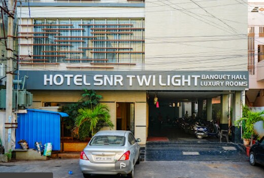 Hotel SNR Twilight