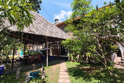Sky Surf Hostel