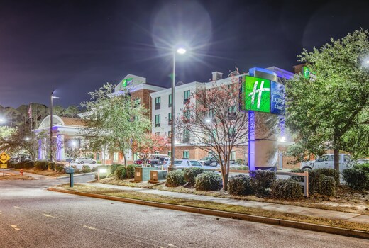 Holiday Inn Express Hotel & Suites Gulf Shores