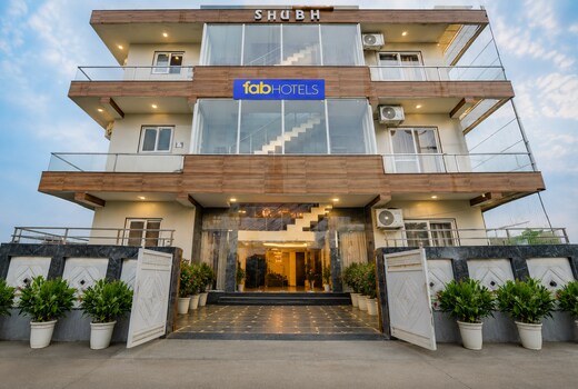 FabHotel Shubh Residency