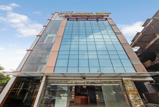 HOTEL EASTERN PLAZA
