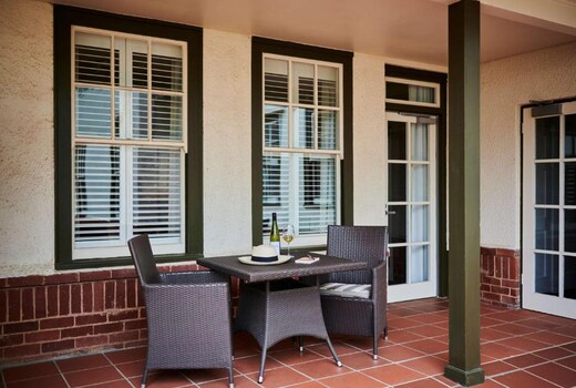 Hotel Kurrajong Canberra