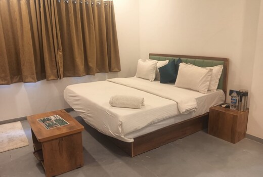 HOTEL VATIKA INN