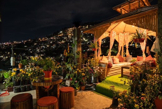 Parijat Homestay | Rooms & Guided Treks
