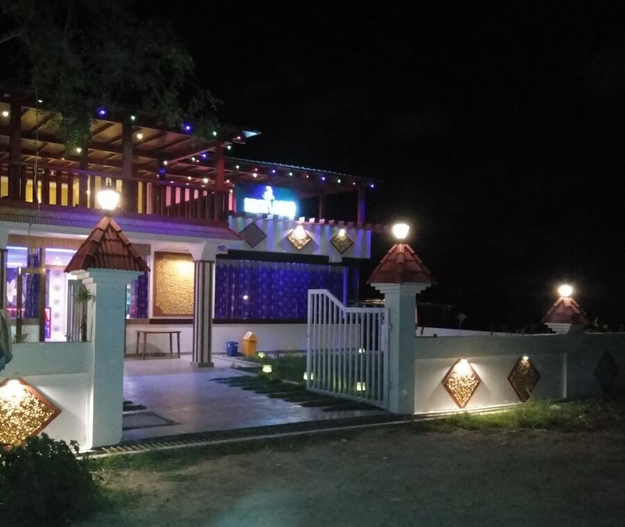 Seven Seas Dream Castle