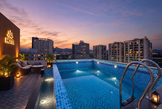 Hotel JJM Palace