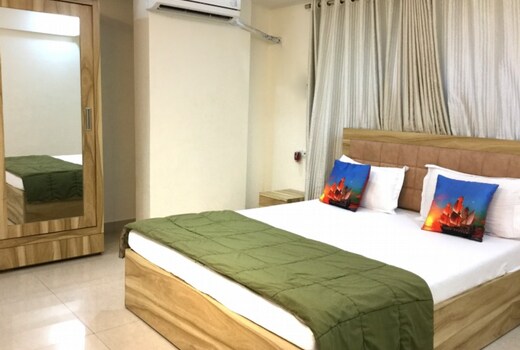 Arista Service Apartments | Rooms & Caretaker