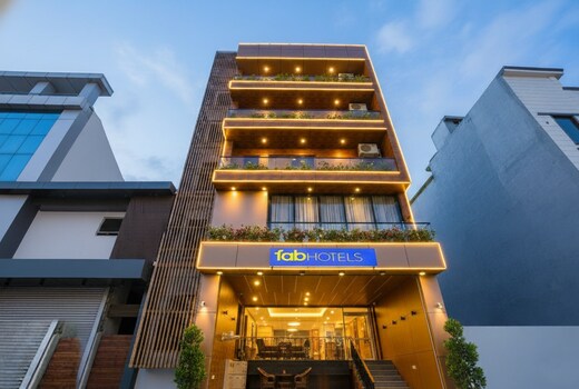 FabHotel The Cozy Cloud