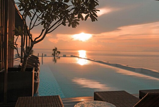 Haian Beach Hotel and Spa