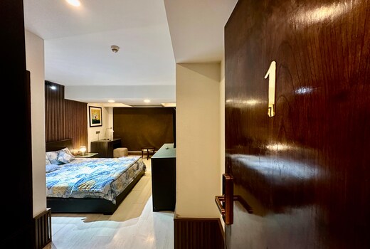 Elite Suites - Studio Apartments by MCSC