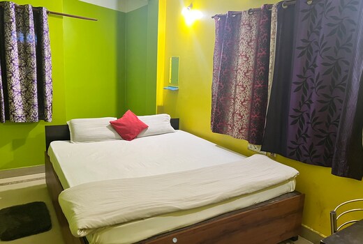 Radha Rani Lodge
