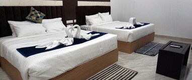 HOTEL LEELA IMPERIAL