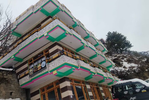 KARMA DELIC GUEST HOUSE