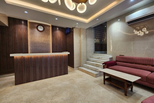 Hotel Pushpak International