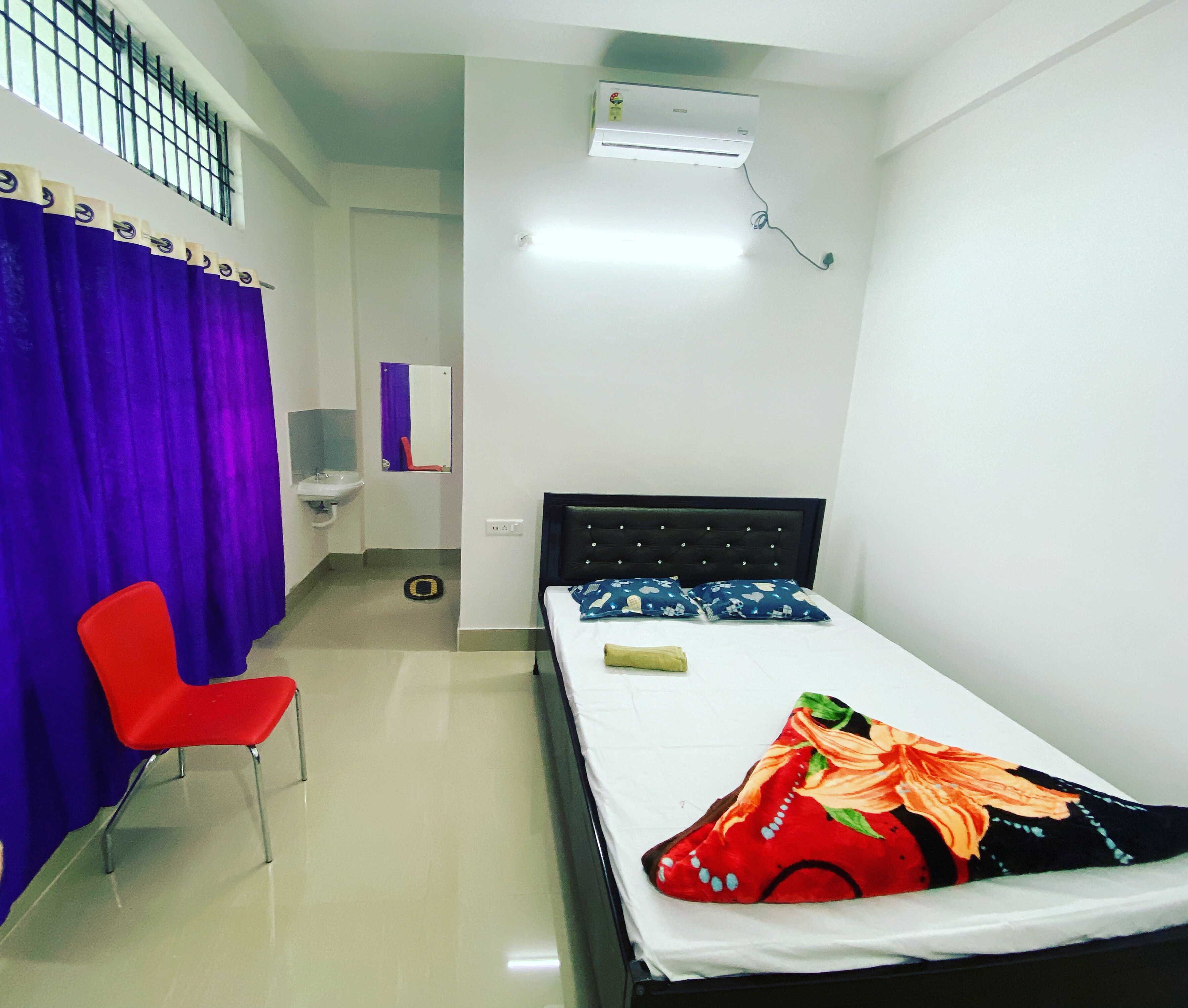 HOTEL ABHINOV