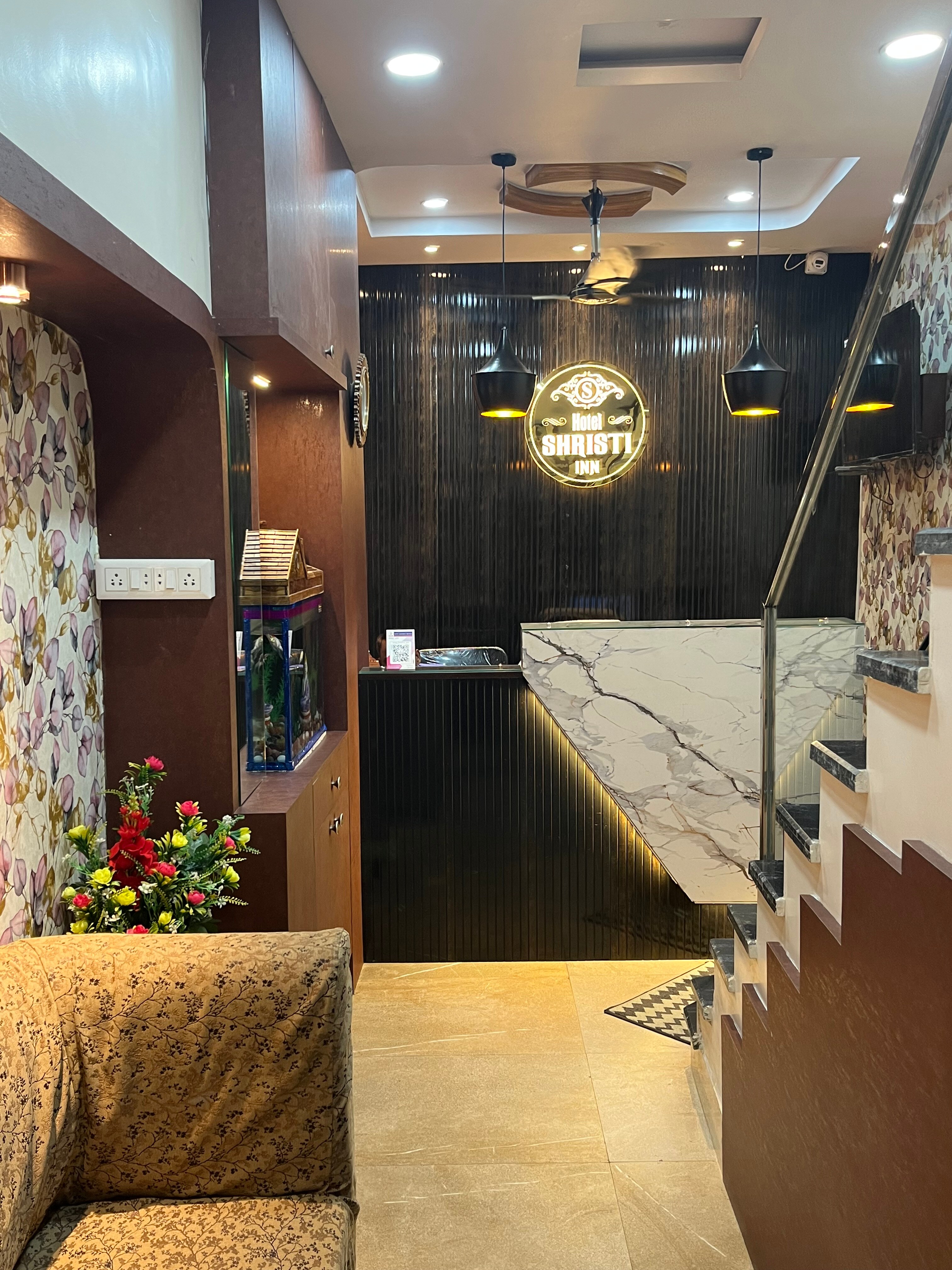 hotel shristi inn