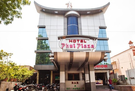 HOTEL PHOOL PLAZA