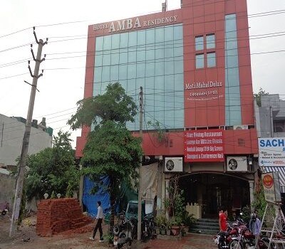 Hotel Amba Residency