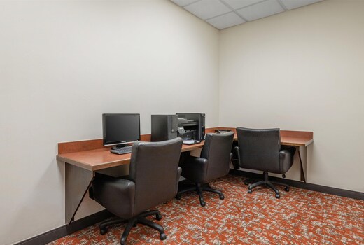 Best Western Plus Cimarron Hotel & Suites