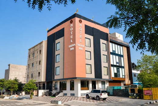 Hotel Sudha Inn