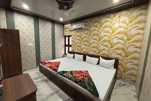 Adrija Guest House