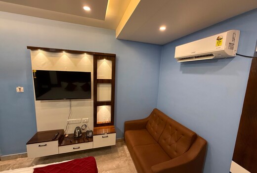 Hotel O Erode Kongu Mess