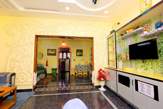 Sri Sakthi 1BHK, 2BHK Homestay