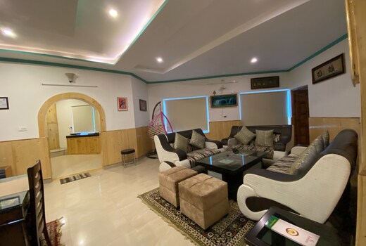 Valley View Retreat |Entire Apartment