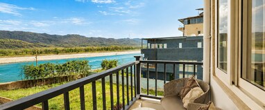 The Neeraj Ganga Paradise With Ganga View