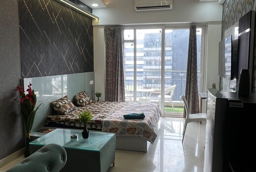 Luxurious Stay