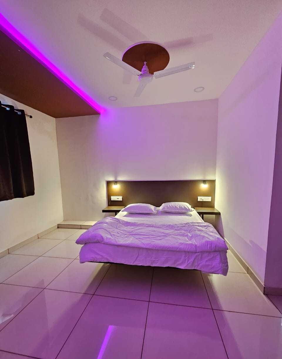 Hotel O Aanand Rooms
