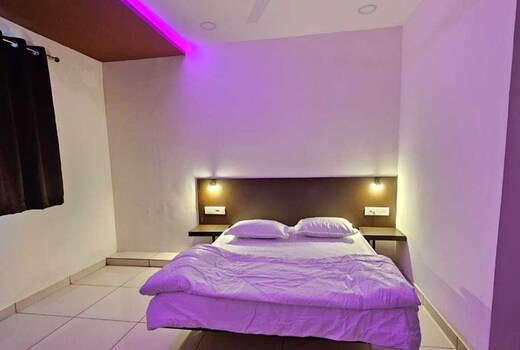 Hotel O Aanand Rooms