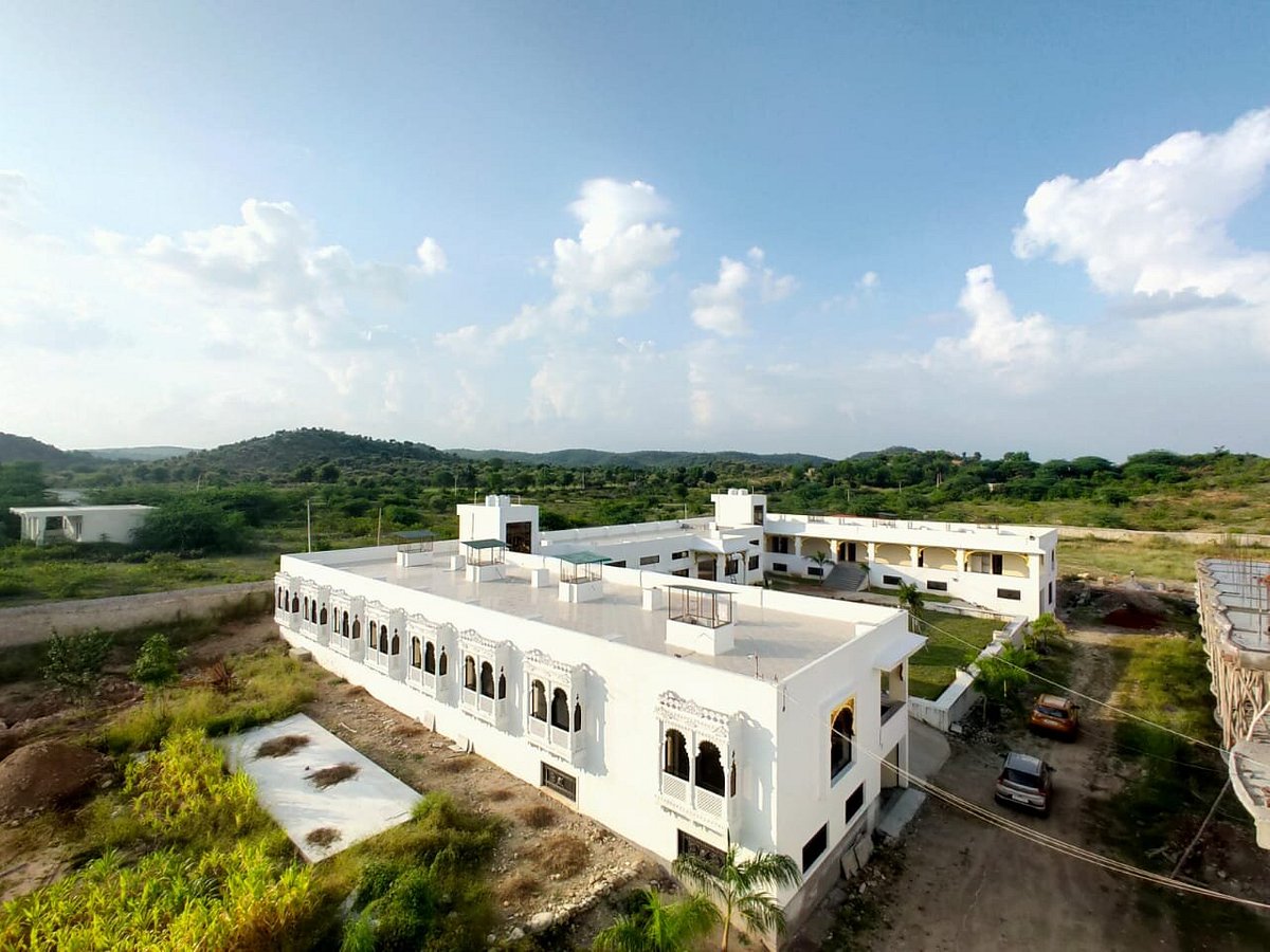 The Vijayam Resort