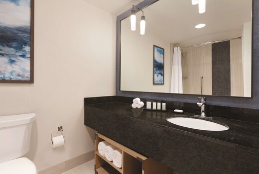 Embassy Suites by Hilton Monterey Bay-Seaside