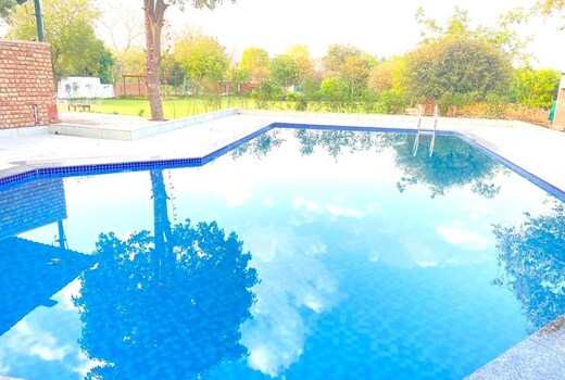 Royal Stay Private Farm