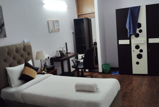 Voltas Guest house twin shaing, kolkata