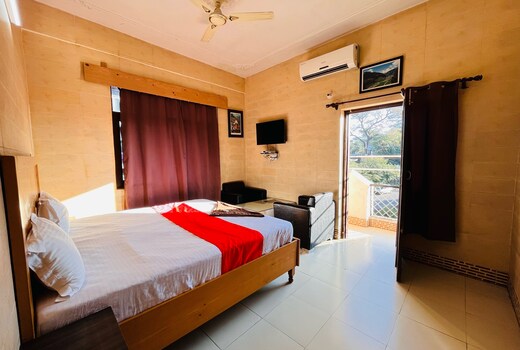 Hotel RAJ Golden