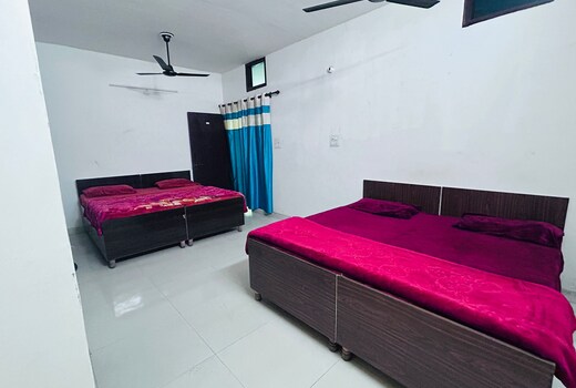 Delight Inn Guest House & PG