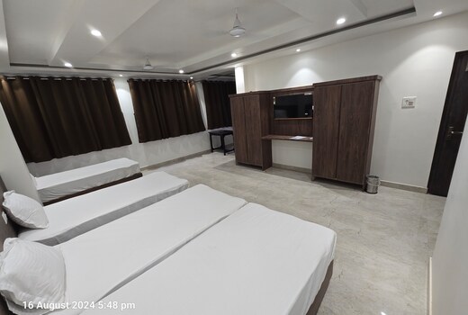 Shikhar INN