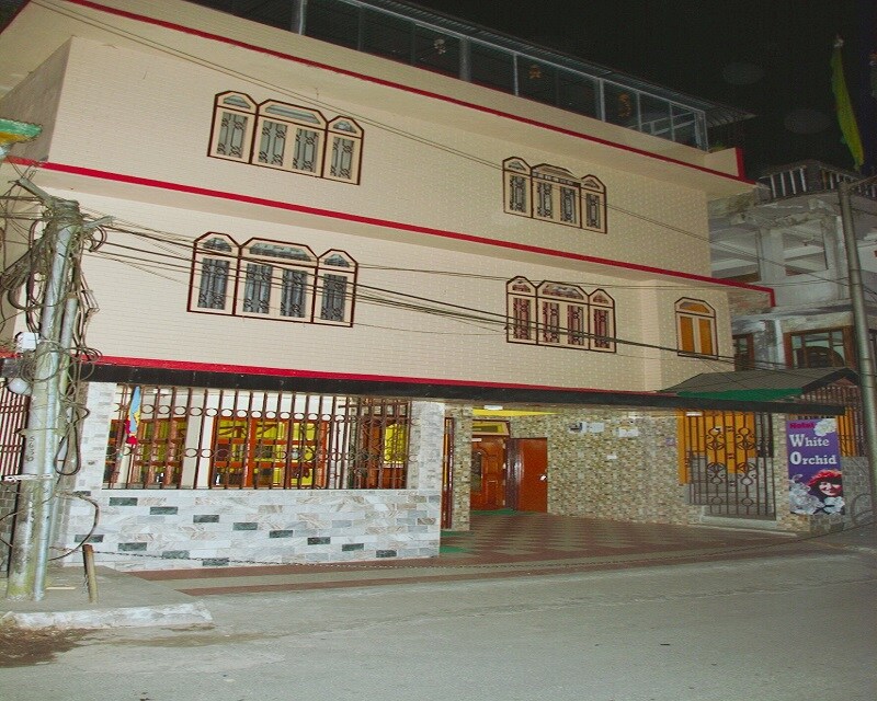 Hotel White Orchid