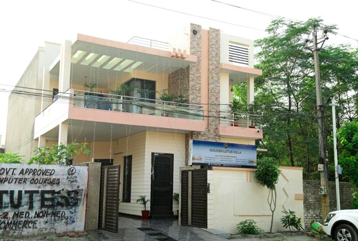 Golden Lotus Villa, Amritsar