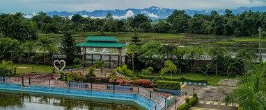 Whistling Wind Resort