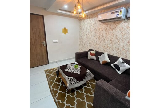 Studios in Regal Homes