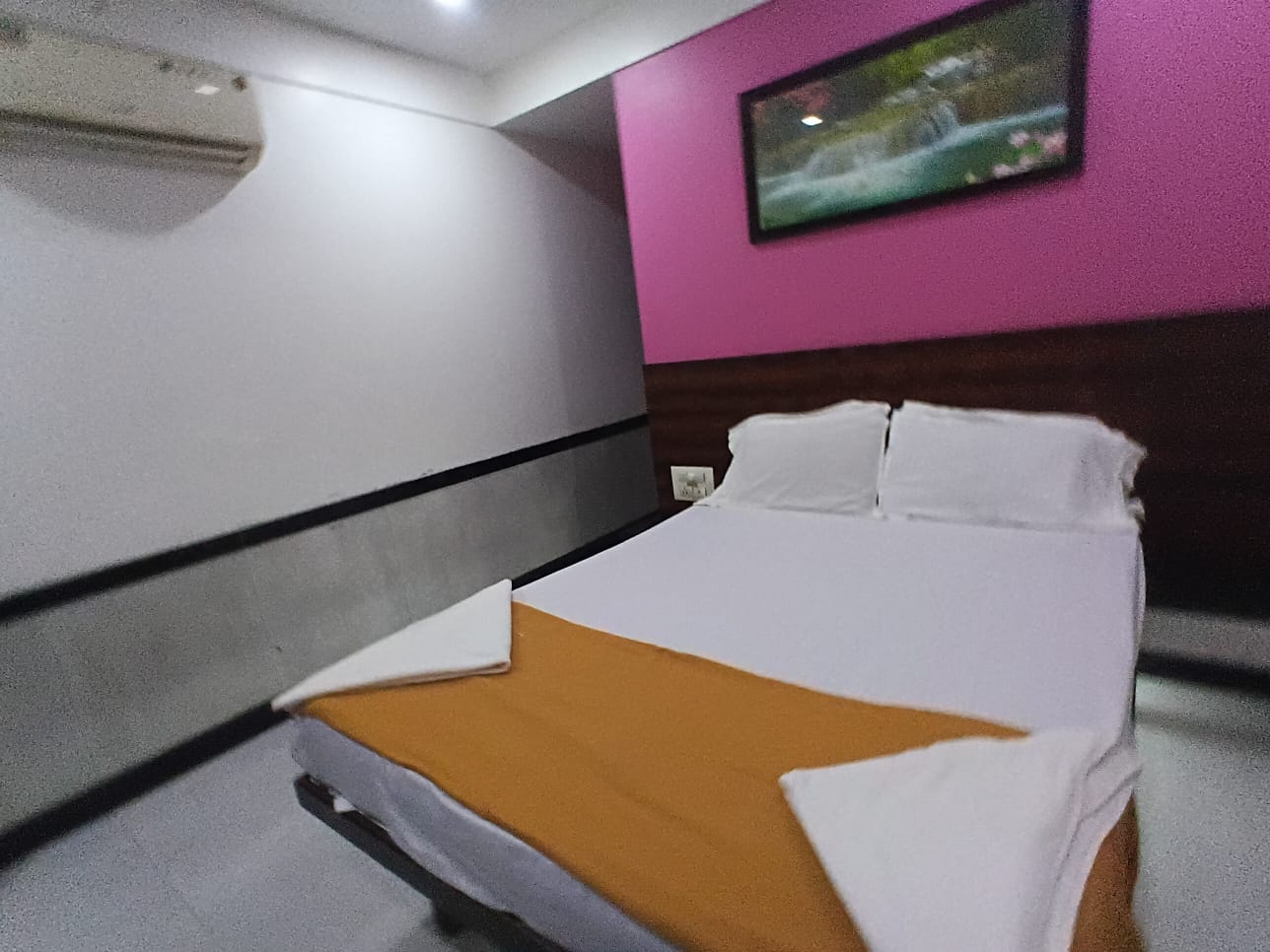 Hotel Shree Shlok Residency